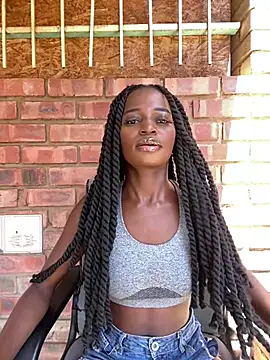 CreamyCupCake 96 online show from April 6, 2026, 10:27 am