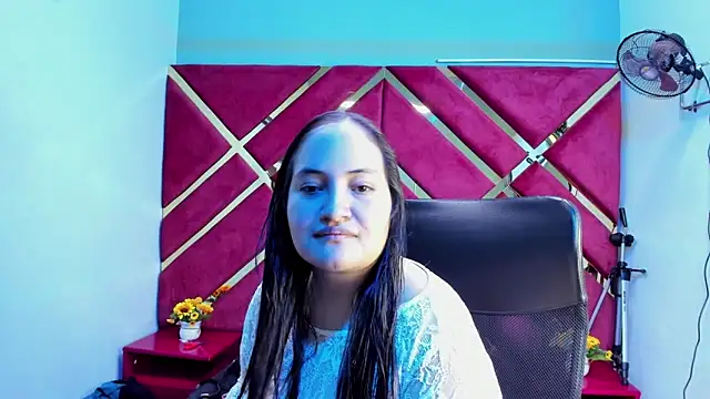 MiaRouss69 online show from February 14, 2026, 3:51 am