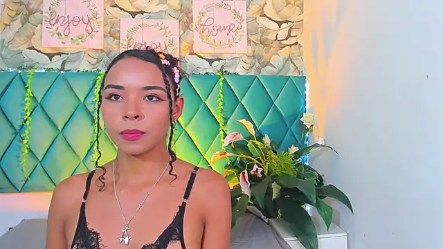 AlexiiaBrown online show from May 19, 2026, 2:57 pm