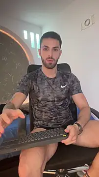 Apolo lux1 online show from March 26, 2026, 8:18 pm