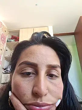 LunaRouuse  online show from February 27, 2026, 2:06 pm