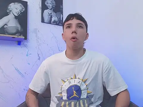 Snapshot of andy_miller5 chatting on February 10, 2026, 9:03 pm andy miller5 online show from February 10, 2026, 9:03 pm