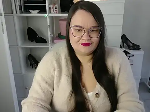 Snapshot of HollyDanceSoul chatting on March 7, 2026, 7:26 am HollyDanceSoul online show from March 7, 2026, 7:26 am