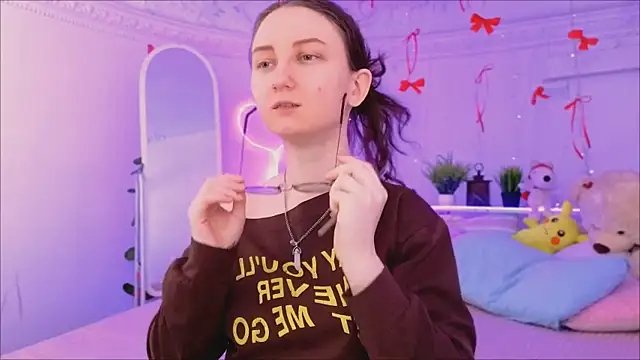 SunshineBlaze online show from February 18, 2026, 1:29 pm