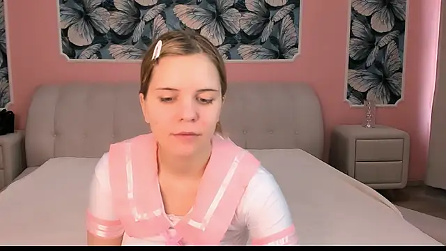 Snapshot of ALZA_AZURE chatting on April 13, 2026, 10:30 am ALZA AZURE online show from April 13, 2026, 10:30 am