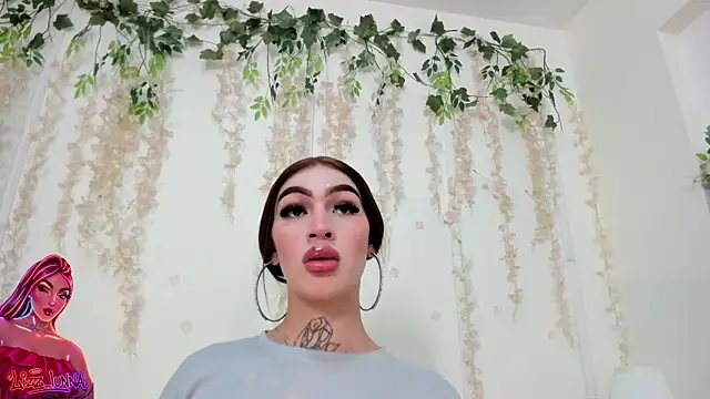 lizz lunna online show from May 23, 2026, 9:14 pm