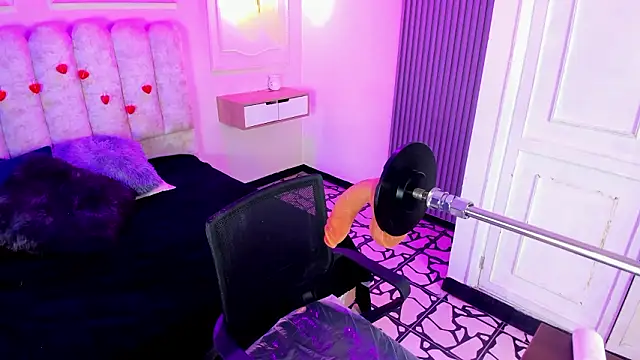 Snapshot of yourlittle_kathe chatting on March 20, 2026, 1:12 pm yourlittle kathe online show from March 20, 2026, 1:12 pm