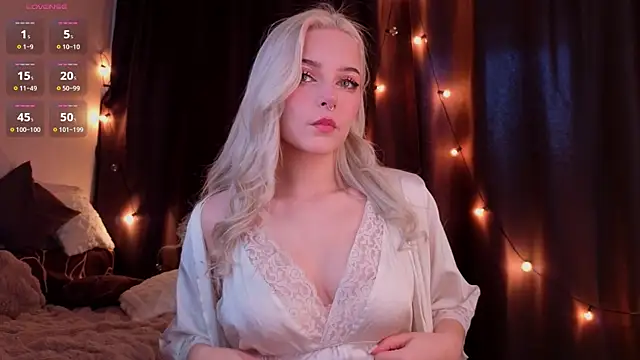 ShyniAlice online show from February 5, 2026, 4:19 am