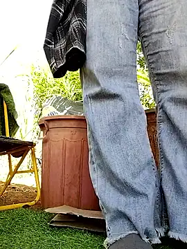 leona118 online show from March 28, 2026, 2:12 am