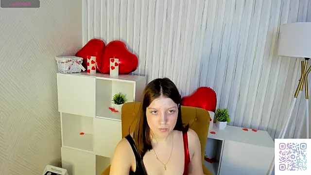 Casandra Joness online show from March 25, 2026, 4:34 am