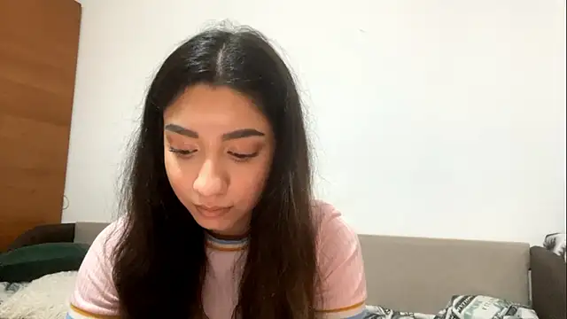 ShanaGrasser online show from January 14, 2026, 5:05 pm