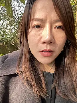 yeye90947 online show from January 11, 2026, 3:57 am