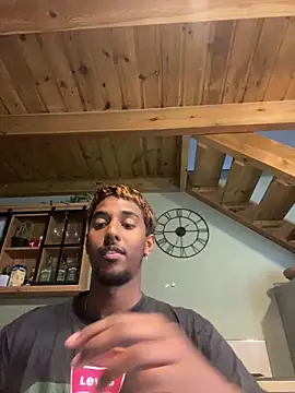 Axel black10 online show from February 21, 2026, 12:07 pm