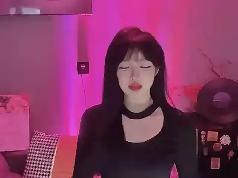 1X-xiaoyi online show from January 12, 2026, 12:01 pm