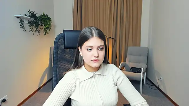 Snapshot of WhitleyMurra chatting on January 19, 2026, 12:31 pm WhitleyMurra online show from January 19, 2026, 12:31 pm