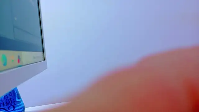 Snapshot of EvelinHill chatting on February 21, 2026, 4:58 am EvelinHill online show from February 21, 2026, 4:58 am