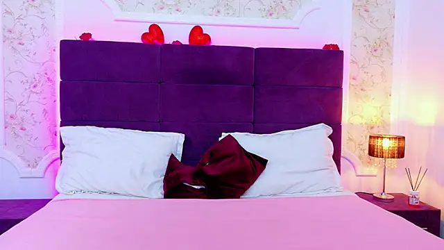 Snapshot of EvelinHill chatting on February 18, 2026, 5:05 am EvelinHill online show from February 18, 2026, 5:05 am