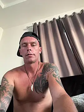 sexytony82 online show from March 11, 2026, 10:09 am