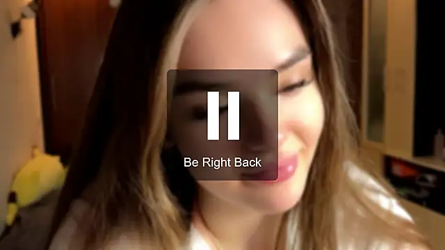 Snapshot of LubaSeirers chatting on April 12, 2026, 3:26 pm LubaSeirers online show from April 12, 2026, 3:26 pm