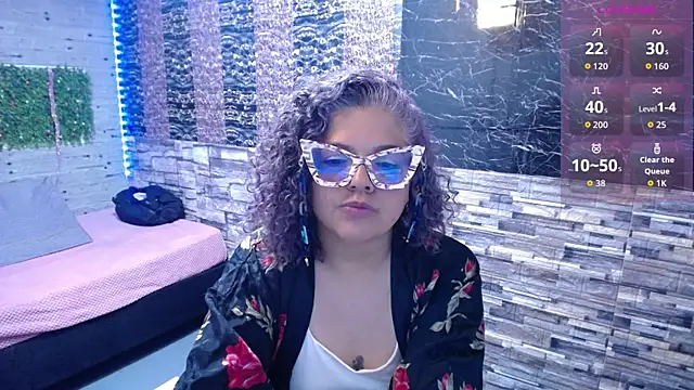 Snapshot of mia_pazzi chatting on January 11, 2026, 9:27 am mia pazzi online show from January 11, 2026, 9:27 am