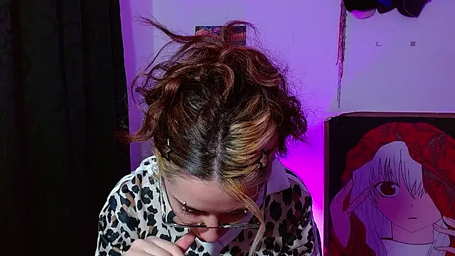 kittymiauu444 online show from July 10, 2026, 2:33 am