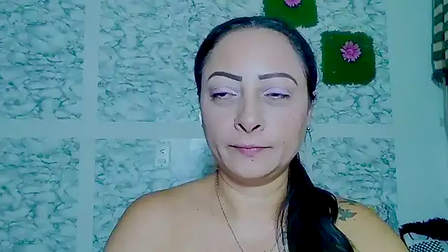 XXXStephanie XXX online show from July 15, 2026, 11:45 pm