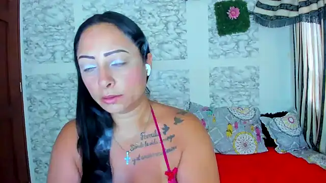 XXXStephanie XXX online show from May 25, 2026, 10:19 pm