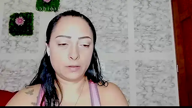 XXXStephanie XXX online show from July 4, 2026, 10:25 pm
