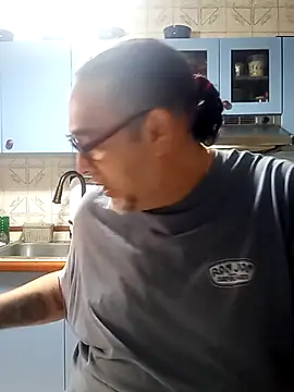 Snapshot of Big_vittollo chatting on April 13, 2026, 1:59 pm Big vittollo online show from April 13, 2026, 1:59 pm