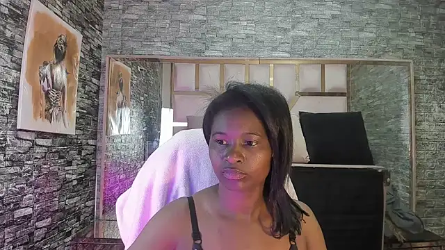 Snapshot of Betany_Grey chatting on February 27, 2026, 4:23 am Betany Grey online show from February 27, 2026, 4:23 am