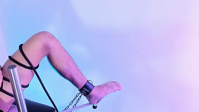 sweet boygay online show from March 31, 2026, 7:27 pm