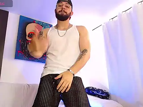 Axel Stton online show from May 12, 2026, 12:55 pm