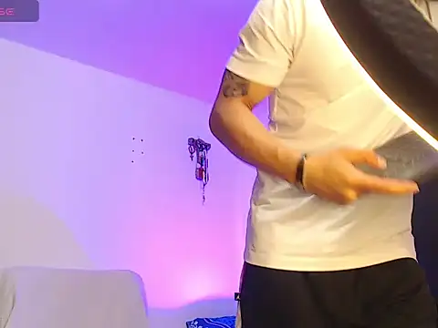 Snapshot of Axel_Stton chatting on January 14, 2026, 12:42 pm Axel Stton online show from January 14, 2026, 12:42 pm