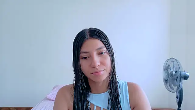 Snapshot of ScarlettAndLucas chatting on July 9, 2026, 5:34 pm ScarlettAndLucas online show from July 9, 2026, 5:34 pm
