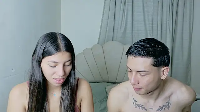 Snapshot of ScarlettAndLucas chatting on June 20, 2026, 9:47 am ScarlettAndLucas online show from June 20, 2026, 9:47 am