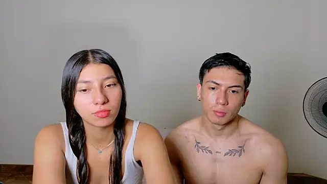 Snapshot of ScarlettAndLucas chatting on July 1, 2026, 10:15 am ScarlettAndLucas online show from July 1, 2026, 10:15 am