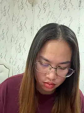Snapshot of Ponthip chatting on April 30, 2026, 2:02 pm Ponthip online show from April 30, 2026, 2:02 pm
