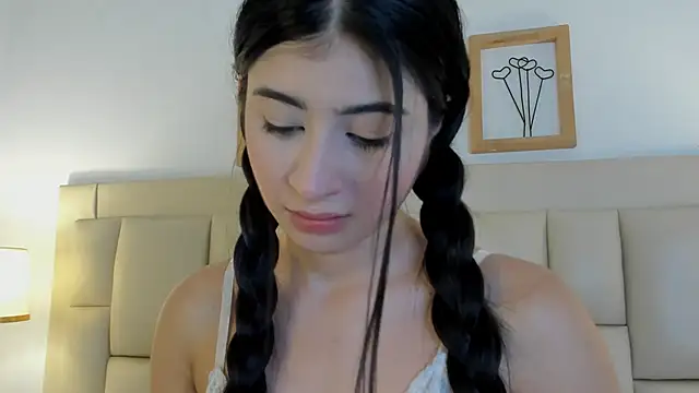 Snapshot of camile_carter chatting on March 10, 2026, 7:51 pm camile carter online show from March 10, 2026, 7:51 pm