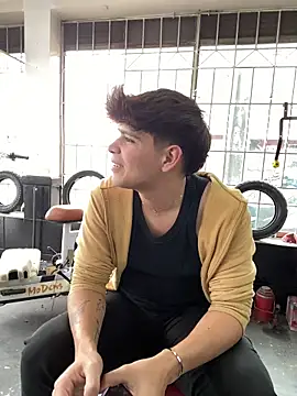 Snapshot of nick_ledom chatting on January 12, 2026, 4:03 pm nick ledom online show from January 12, 2026, 4:03 pm