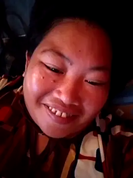 Snapshot of pinay_rose14 chatting on April 6, 2026, 2:40 am pinay rose14 online show from April 6, 2026, 2:40 am