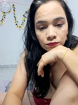 Snapshot of _Emily_sweet__ chatting on February 5, 2026, 5:03 am Emily sweet online show from February 5, 2026, 5:03 am