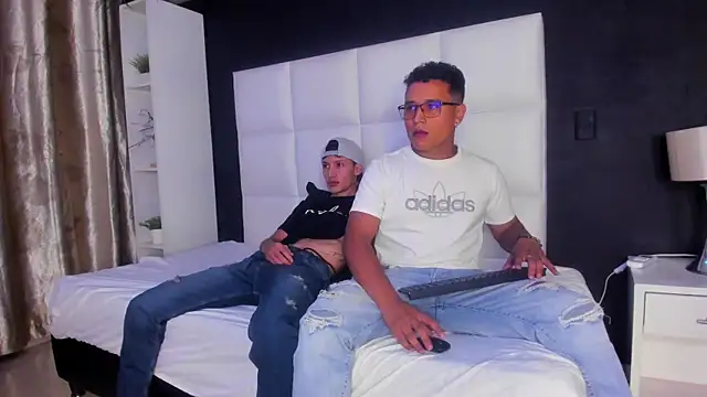 Alejandro Tom online show from January 11, 2026, 3:24 am