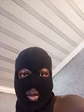 Snapshot of zulu_good_dick chatting on May 28, 2026, 11:49 am zulu good dick online show from May 28, 2026, 11:49 am