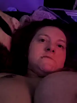 Snapshot of DisireAfterDark chatting on February 4, 2026, 4:29 am DisireAfterDark online show from February 4, 2026, 4:29 am