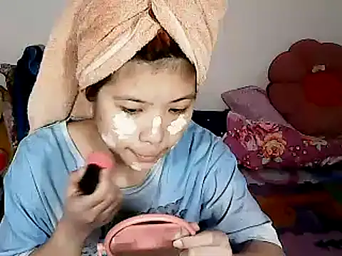 xxhotamizinggirl online show from March 8, 2026, 1:47 pm