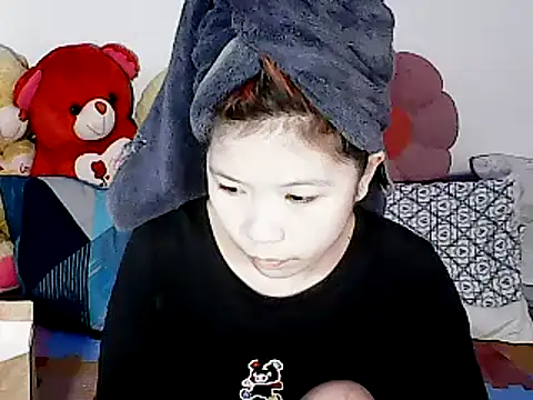 xxhotamizinggirl online show from March 5, 2026, 1:30 pm