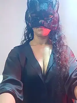cutehotwife online show from June 15, 2026, 9:58 pm