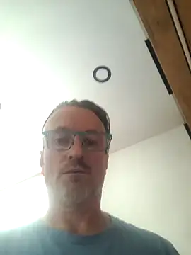 Snapshot of ballegs999 chatting on July 25, 2026, 12:11 pm ballegs999 online show from July 25, 2026, 12:11 pm