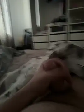 Snapshot of NotatingGrinder chatting on February 19, 2026, 2:47 pm NotatingGrinder online show from February 19, 2026, 2:47 pm