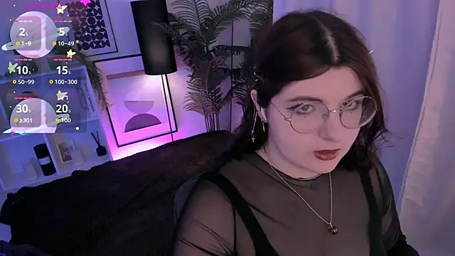 Snapshot of Siena_aa chatting on May 28, 2026, 8:59 pm Siena aa online show from May 28, 2026, 8:59 pm